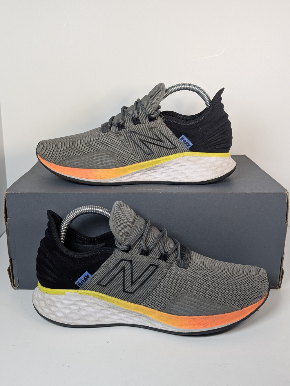 New Balance Fresh Foam Roav Boys Size 7